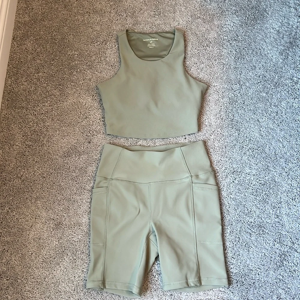 Workout Set - Picture 1 of 7